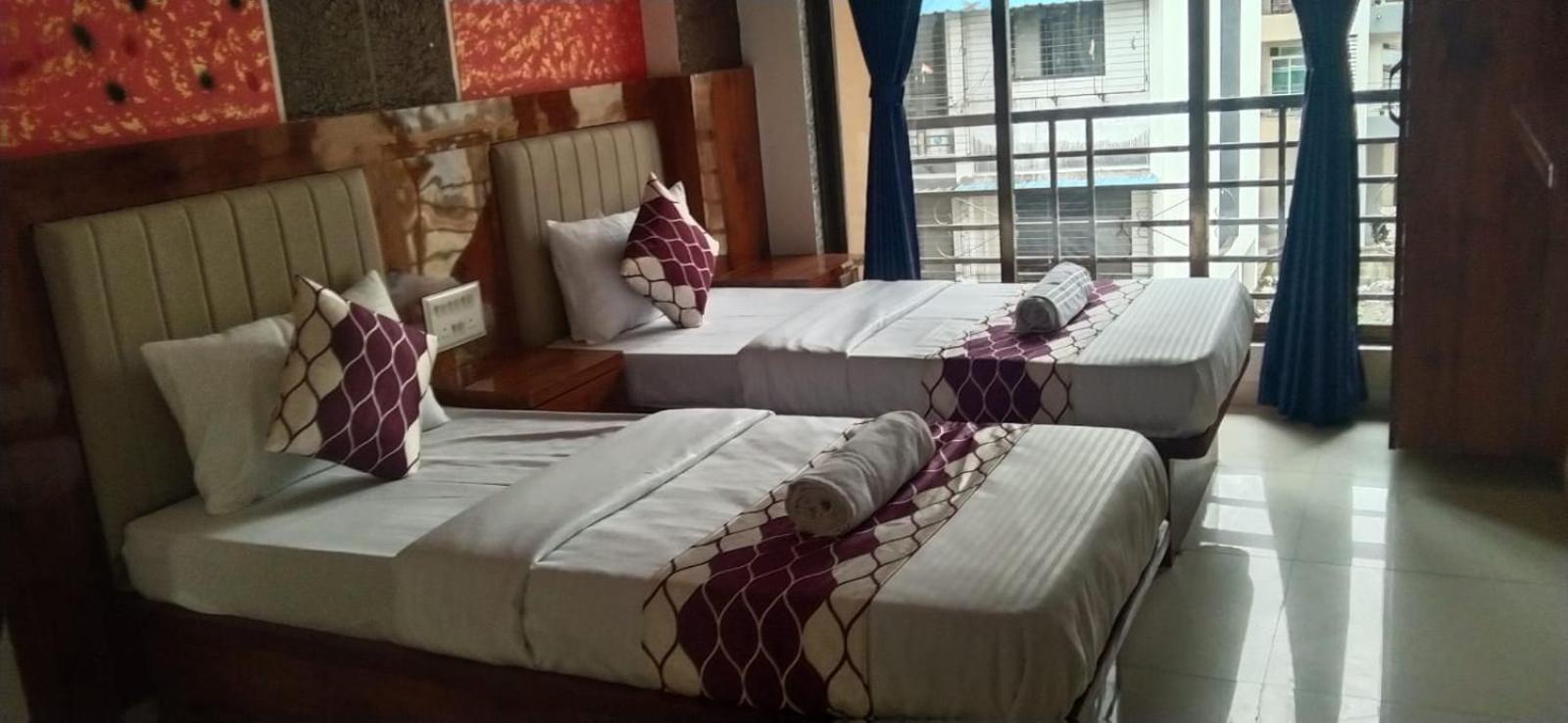 Hotel Om Sai Navi Mumbai Eksteriør billede